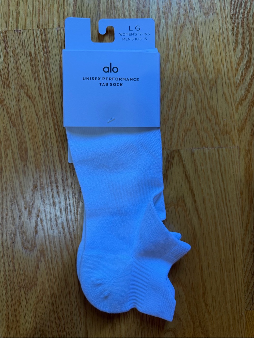 ALO Yoga Unisex Performance Tab Sock - White